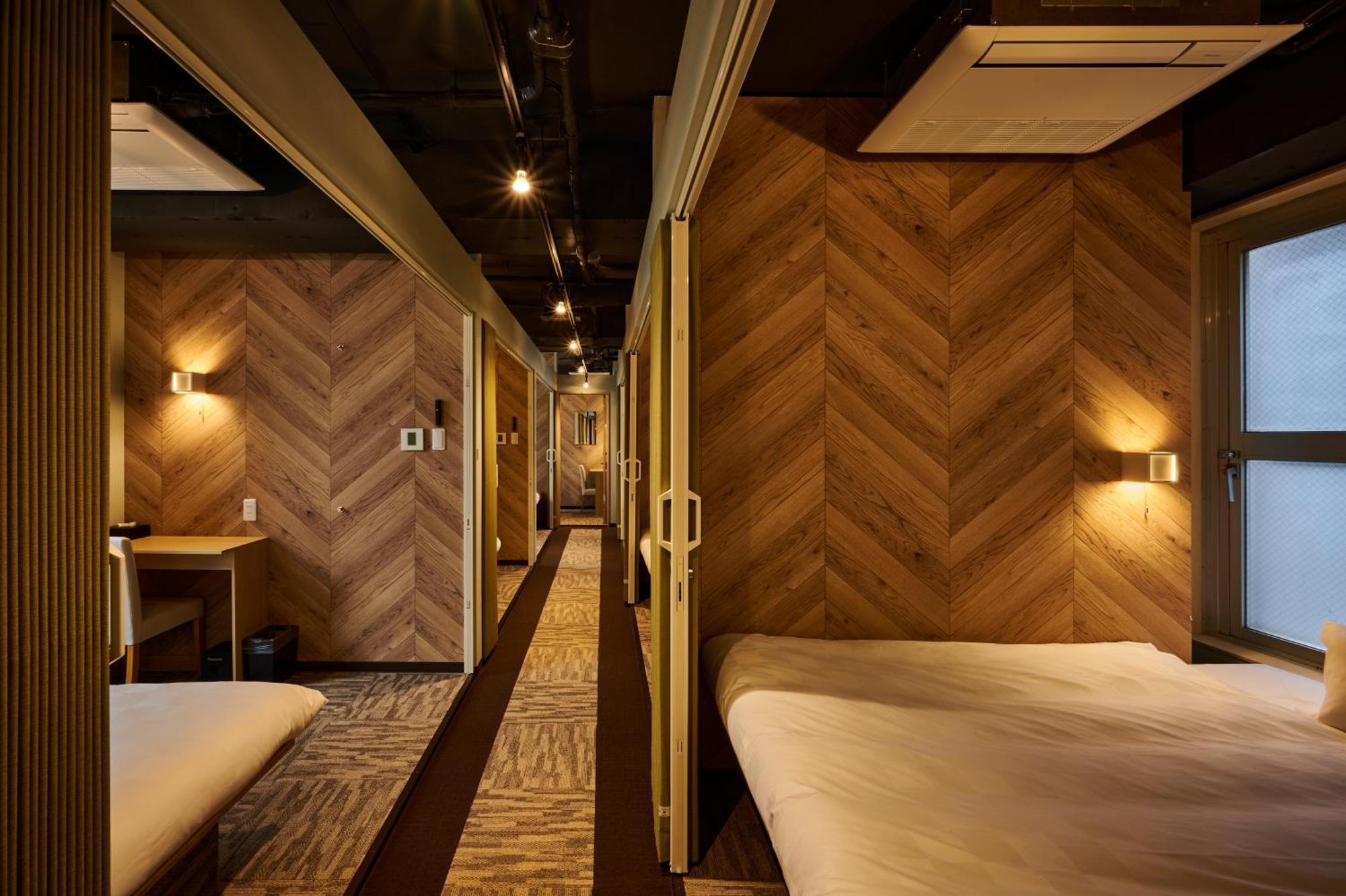 Capsule Hotel Continue Nijojokita Kioto Zewnętrze zdjęcie