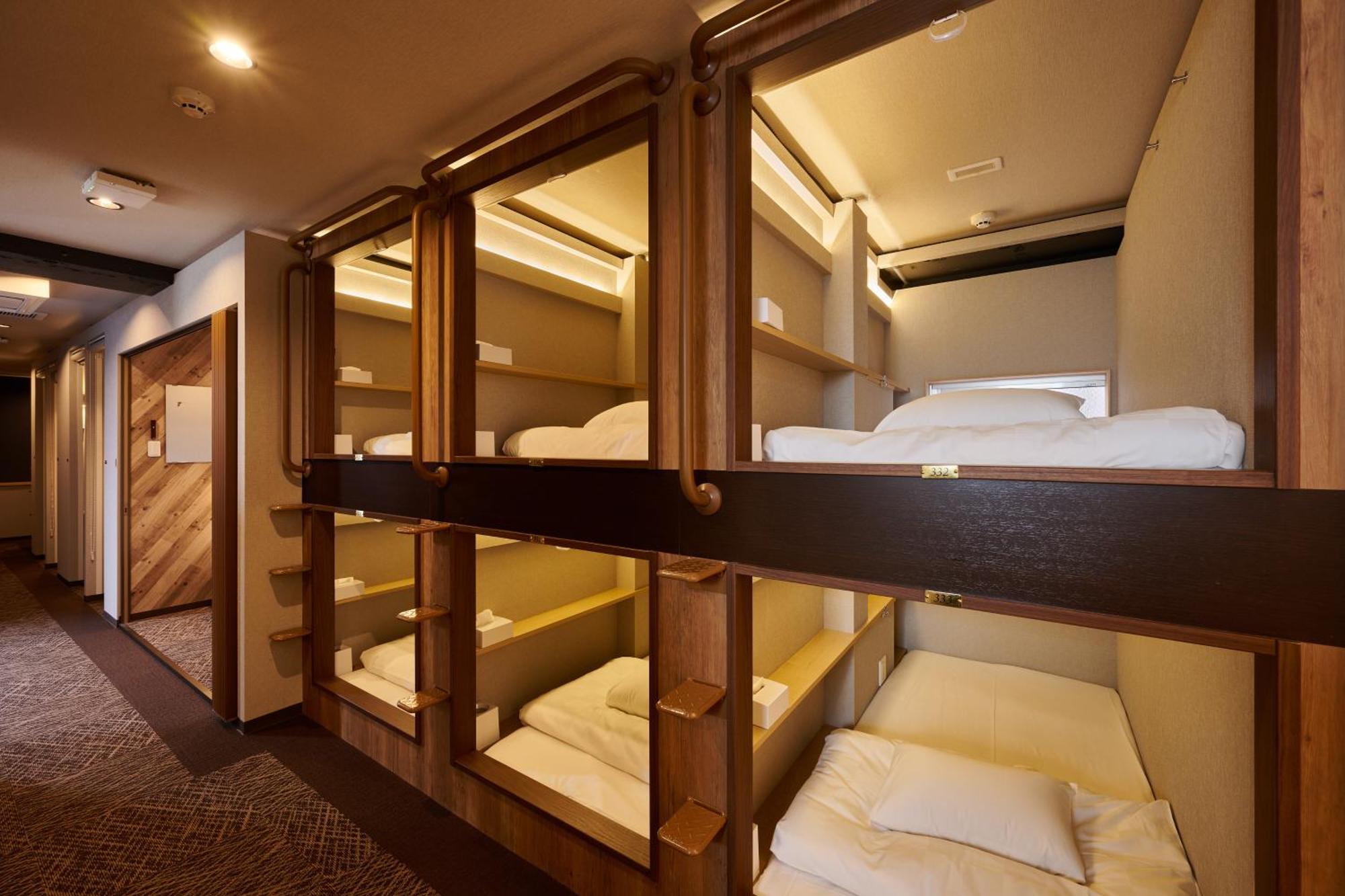 Capsule Hotel Continue Nijojokita Kioto Zewnętrze zdjęcie
